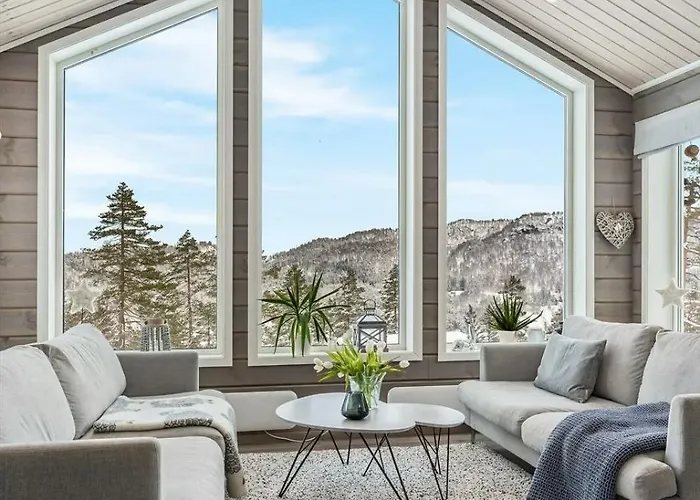 Holiday home Modern Near Maldalsvatnet And Reinsnuten