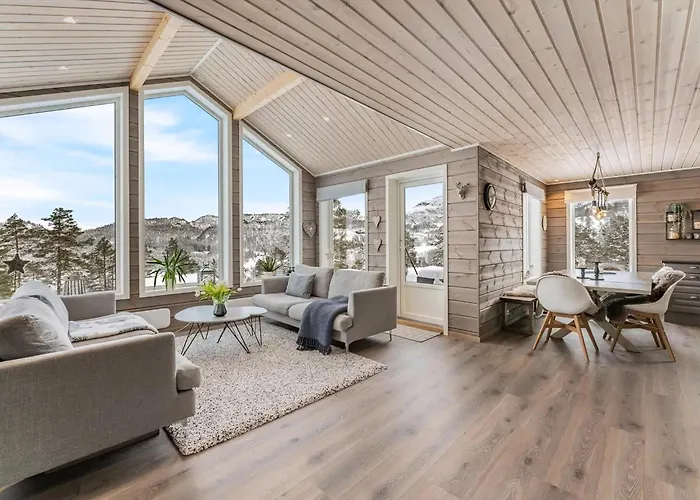 Modern Near Maldalsvatnet And Reinsnuten Sauda