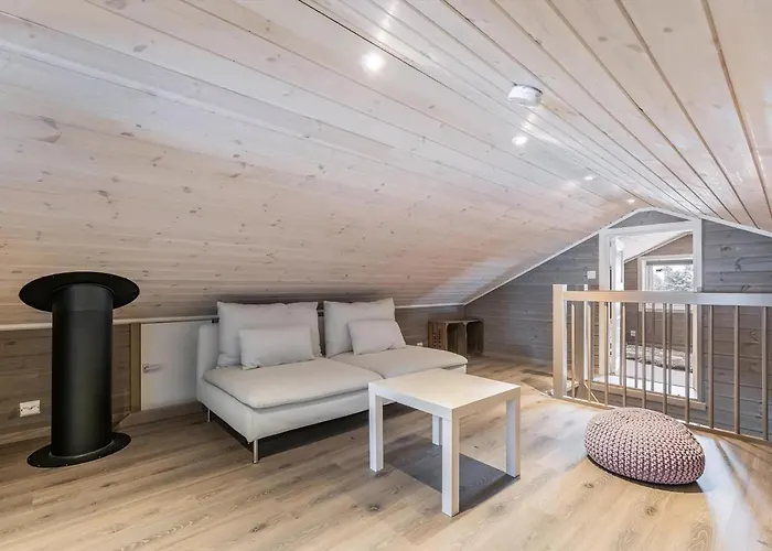 Modern Near Maldalsvatnet And Reinsnuten בית נופש *