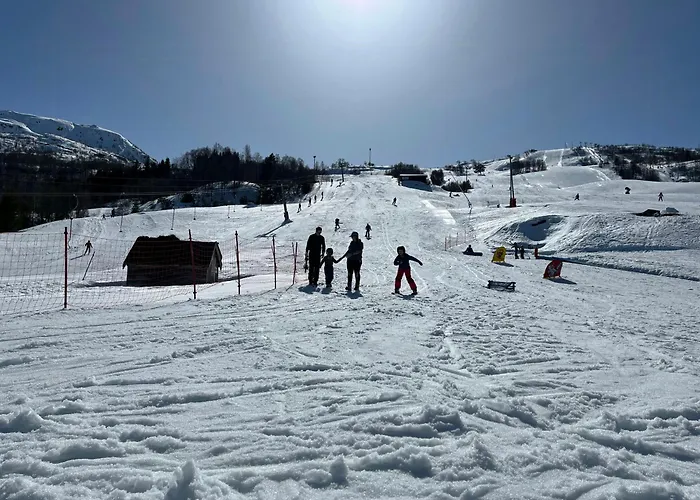 Modern Near Maldalsvatnet And Reinsnuten בית נופש Sauda